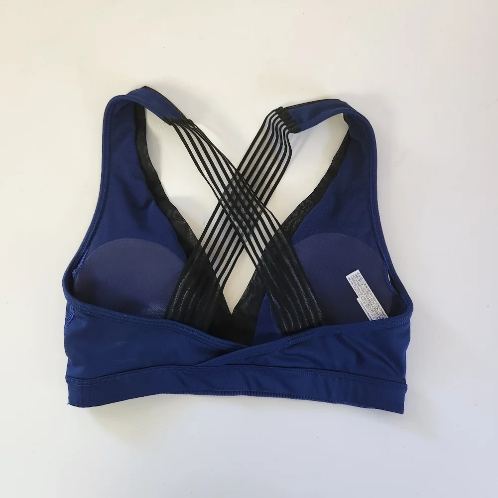 Victoria's Secret Sport Plunge Cross Back Sports Bra Wireless Wire Free yoga - Picture 2 of 6
